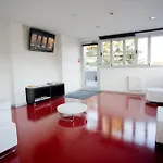 Bbk Good Albergue Bilbau